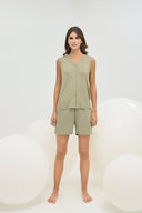 16742 KADIN DÜĞMELİ ŞORT TAKIM