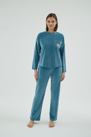 16990 KADIN KADİFE NAKIŞLI PİJAMA TAKIM