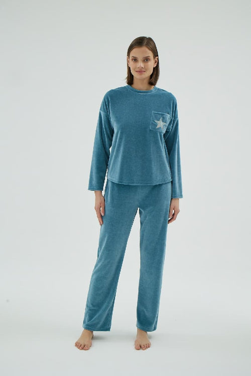 16990 KADIN KADİFE NAKIŞLI PİJAMA TAKIM