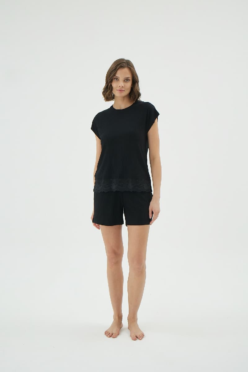 17032 KADIN ŞORT TAKIM