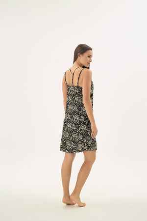 17618 KADIN İNCE ASKILI KISA GECELİK