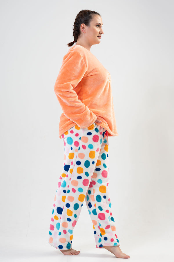 BAYAN SOFT XXL O YAKA UZUN KOL ETEGI OVAL CEPLI PIJAMA TAKIM