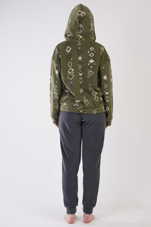 KADIN POLAR KAPSONLU DUSUK OMUZLU FERMUARLI UZUN KOL MANSETLI CEPLI PIJAMA TAKIM