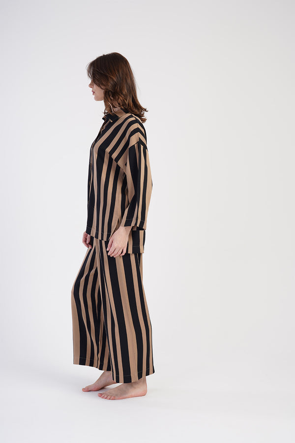 KADIN BELMANDO GOMLEK YAKA TAMAMI DUGMELI UZUN KOL ONU KISA ARKASI UZUN CEPLI PIJAMA TAKIM