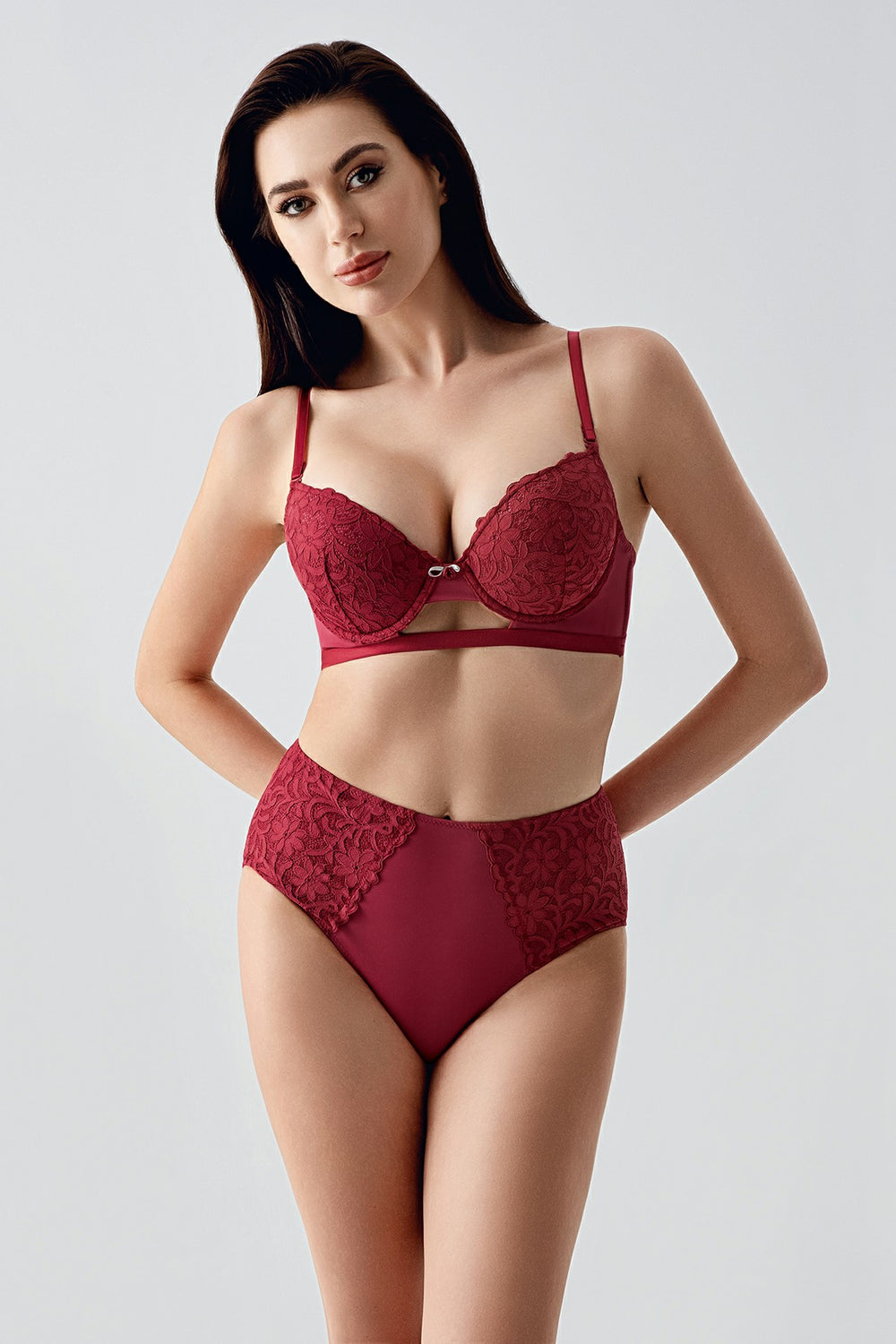 Kadın B Cup Destekli Sütyen Külot Takım