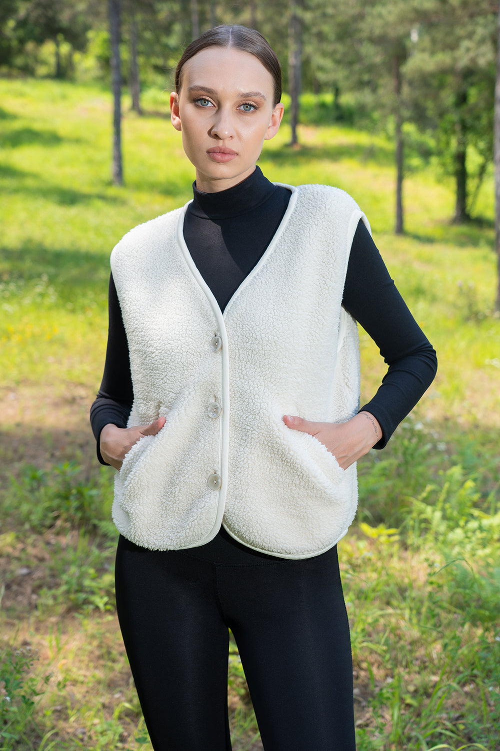 KADIN WELSOFT ETEGI OVAL CEPLI YELEK