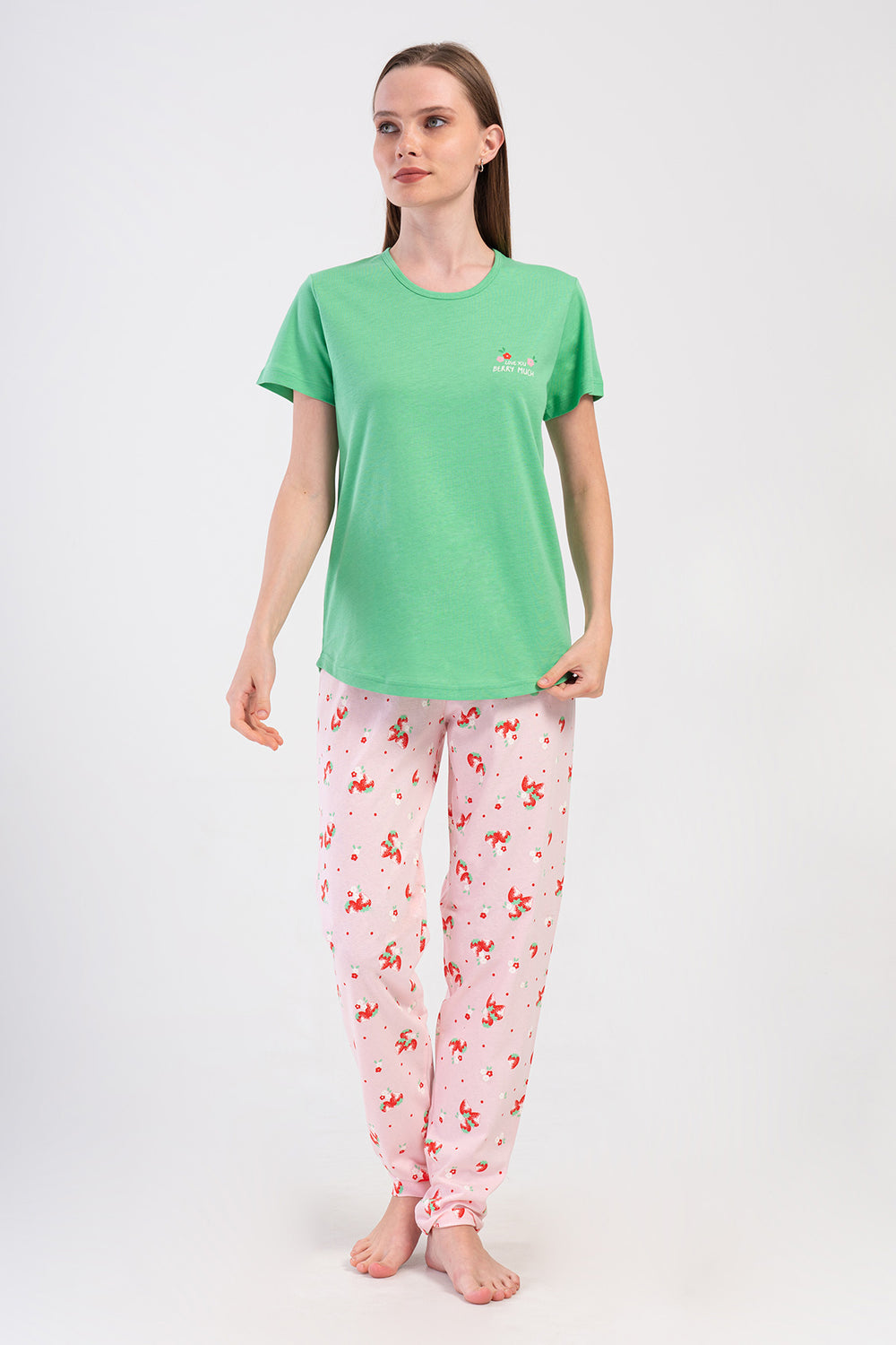 KADIN P.SUPREM O YAKA KISA KOL ETEGI OVAL PIJAMA TAKIM