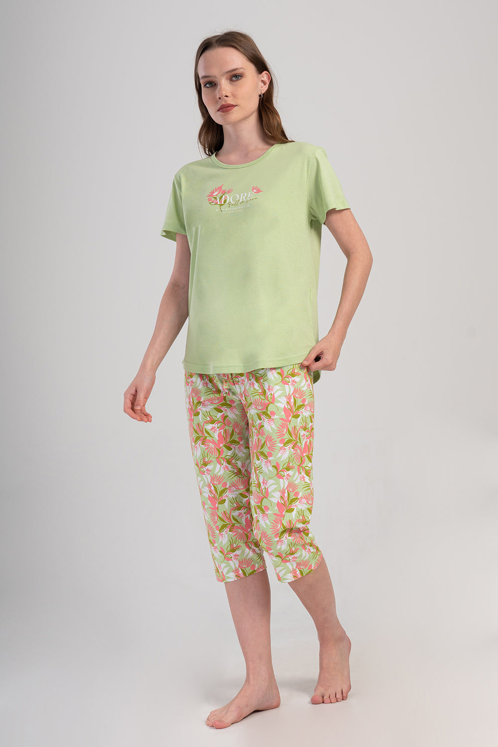 KADIN P.SUPREM O YAKA KISA KOL ETEGI OVAL KAPRI TAKIM