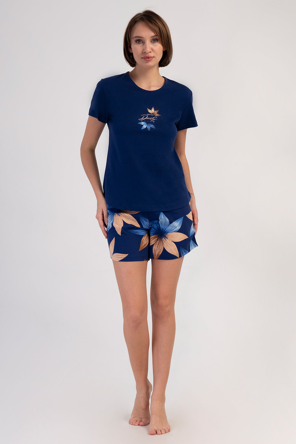 KADIN P.SUPREM O YAKA KISA KOL ETEGI OVAL SORT TAKIM