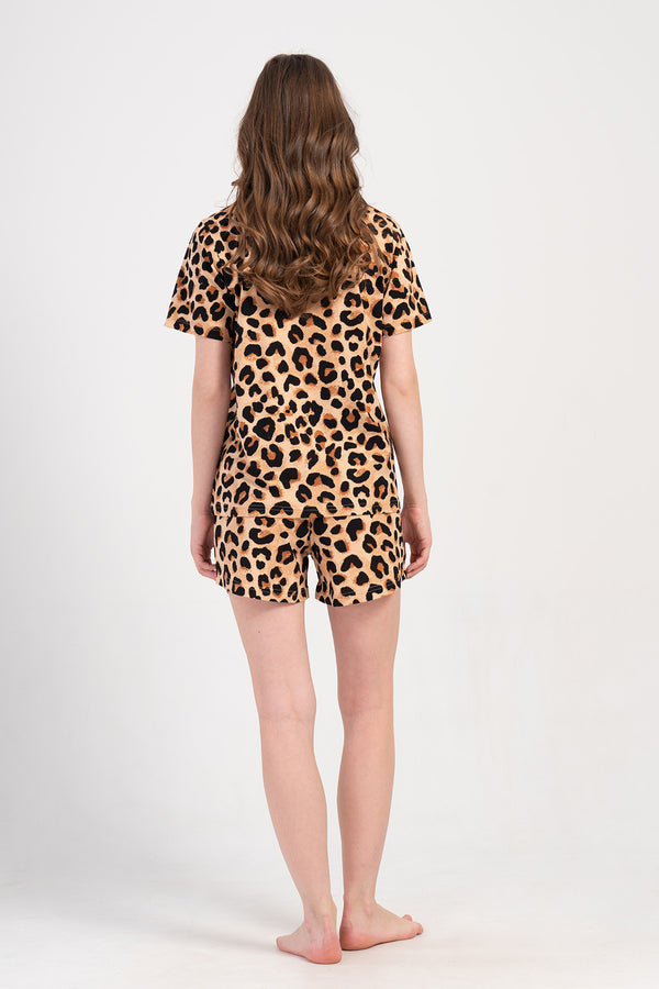 KADIN P.SUPREM XXL GOMLEK YAKA TAMAMI DUGMELI KISA KOL SORT TAKIM