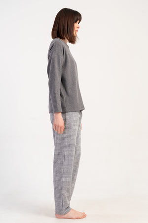 KADIN JAKARLI INTERLOK XXL O YAKA DUSUK OMUZLU UZUN KOL CEPLI PIJAMA TAKIM