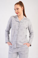 KADIN JAKARLI INTERLOK GOMLEK YAKA TAMAMI DUGMELI KROSETALI UZUN KOL CEPLI PIJAMA TAKIM