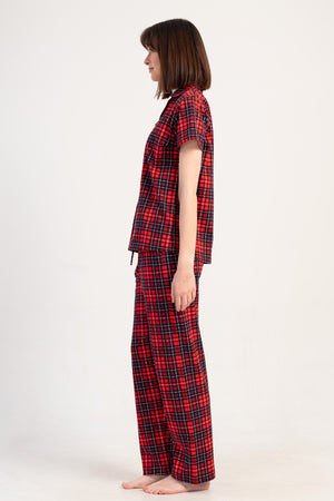 KADIN P.SUPREM GOMLEK YAKA TAMAMI DUGMELI KISA KOL ETEGI OVAL CEPLI PIJAMA TAKIM