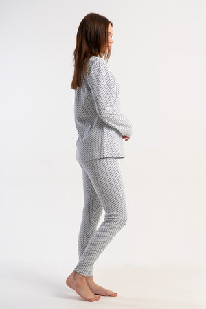 KADIN KASKORSE O YAKA UZUN KOL KOLUCU VE PACASI MANSETLI ETEGI OVAL PIJAMA TAKIM