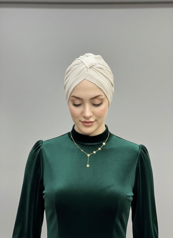 ZERRİN PİLİSELİ BONE